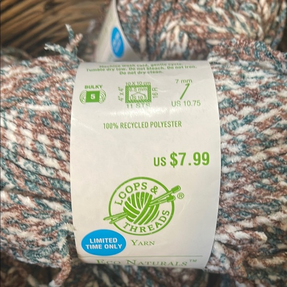 YARN—Loops & Threads 8 skeins - Picture 2 of 4